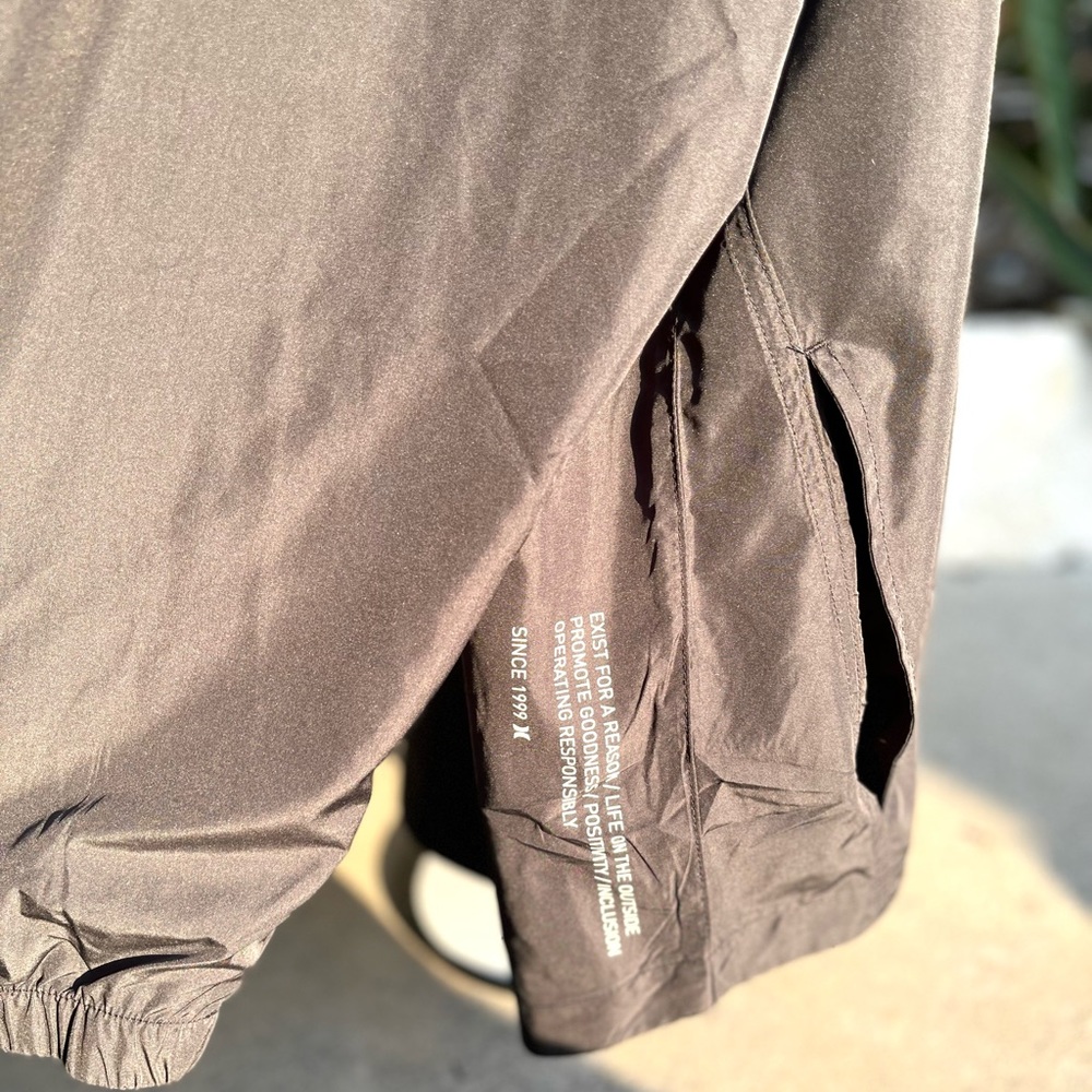 Hurley Lightweight Activewear Jacket - Picture 8 of 16